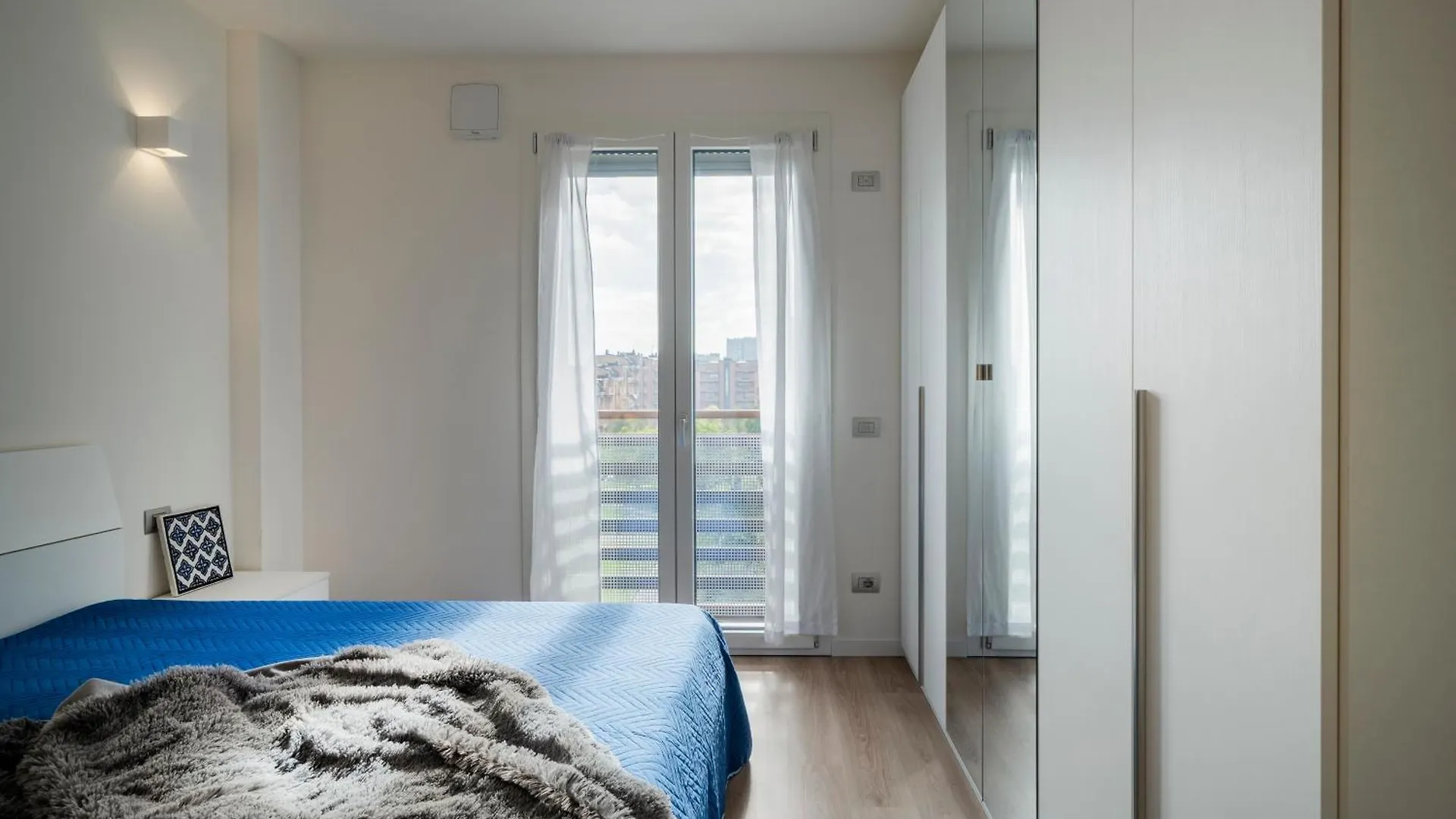 Apartamento Supersuite With Private Garage Autentica Milán