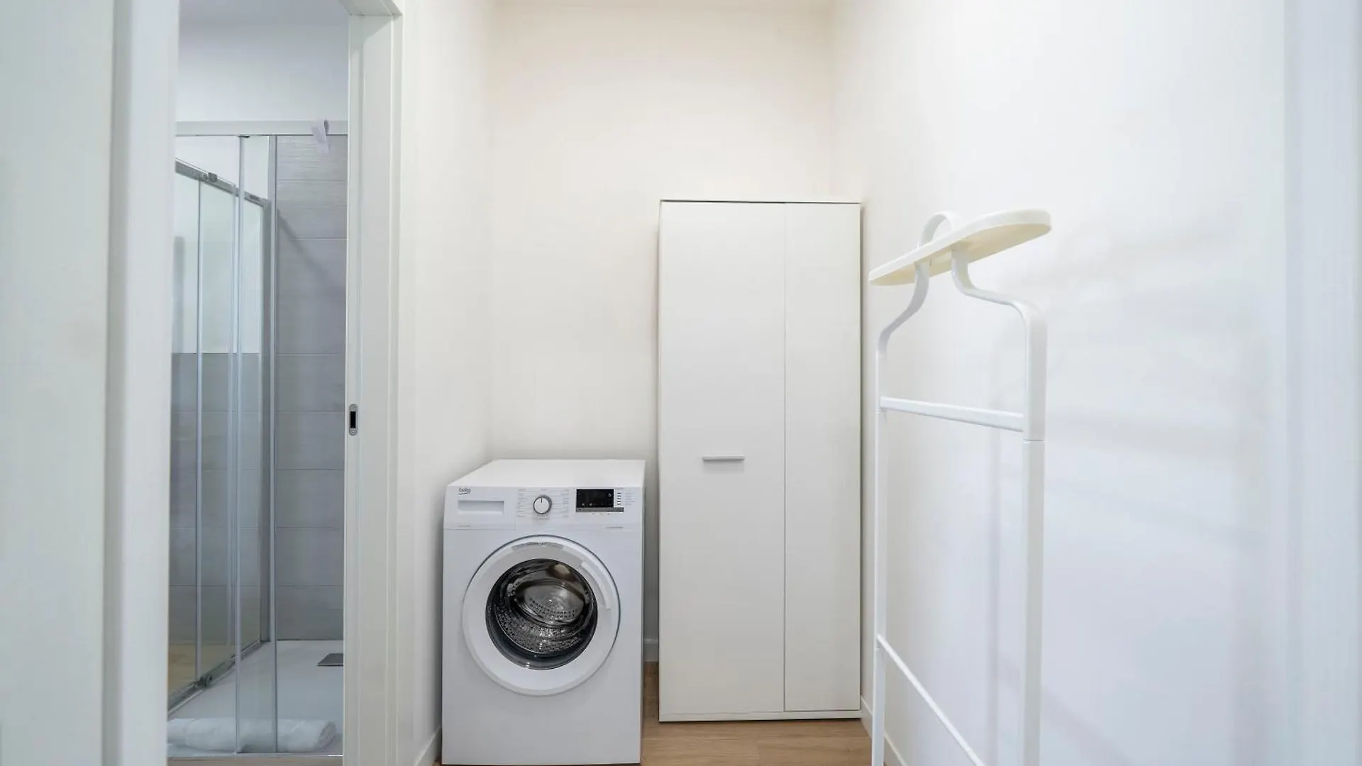 Supersuite With Private Garage Autentica Milan Italy