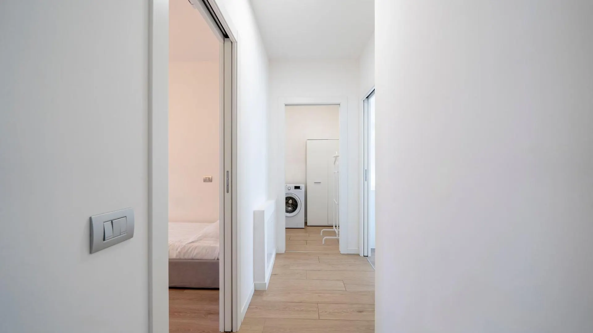 Supersuite With Private Garage Autentica Milan
