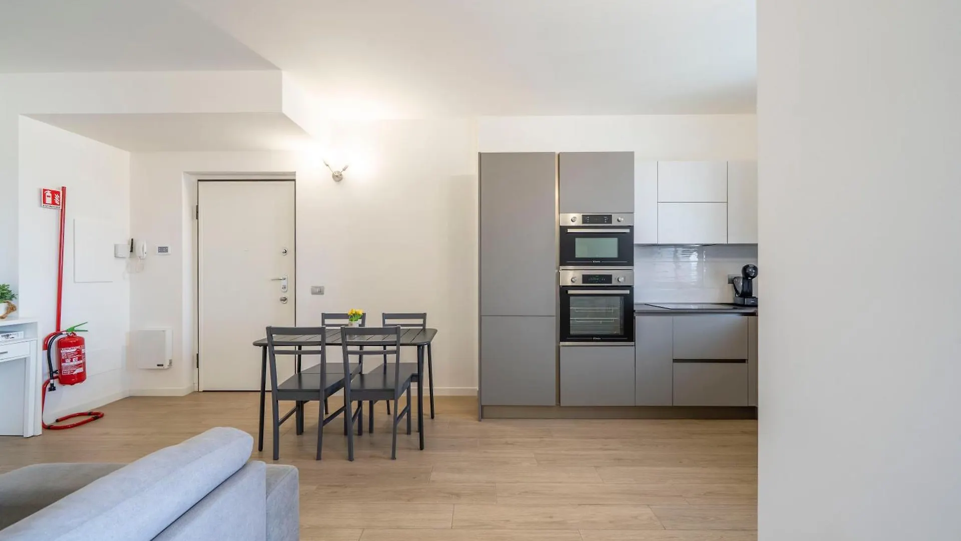 Apartment Supersuite With Private Garage Autentica Milan
